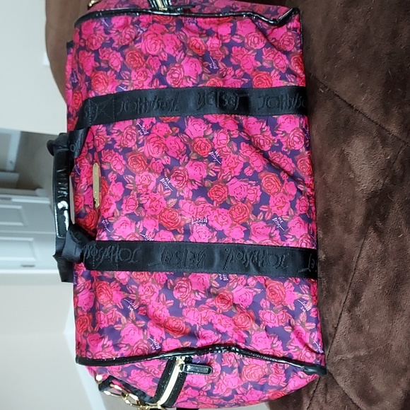 Betsey Johnson Handbags - Betsey Johnson Large Nylon Weekender Duffle